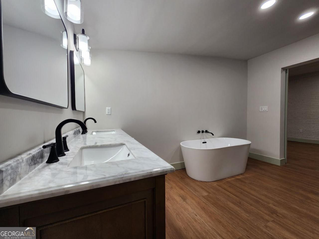 718 SPRINGLAKE Road Lawrenceville - 23
