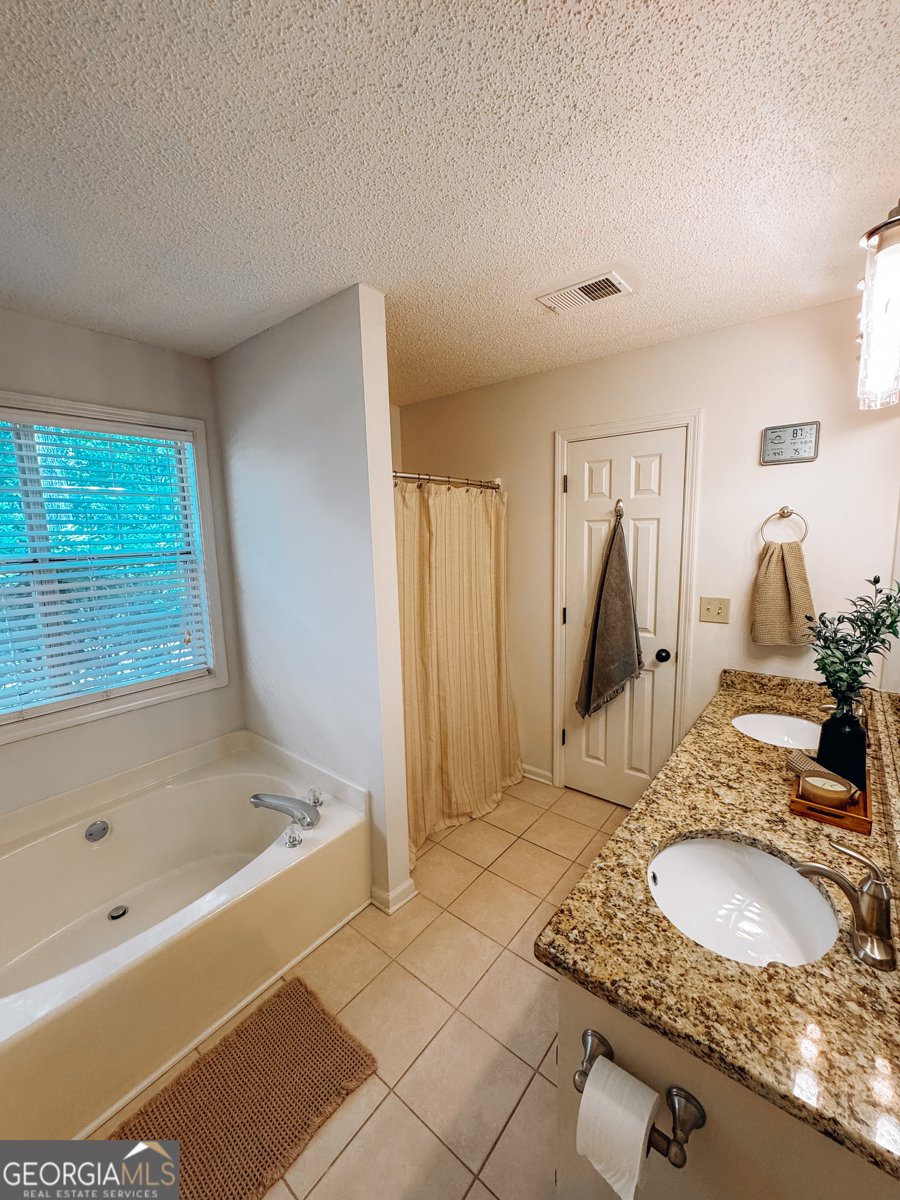 2085 HUNTINGTON HILL Trace Buford - 15