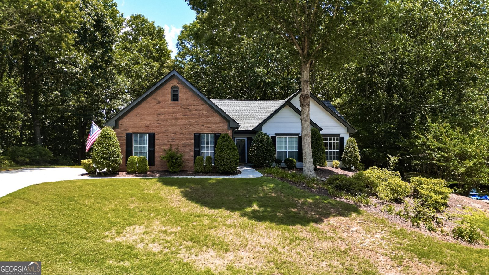 2085 HUNTINGTON HILL Trace Buford - 23