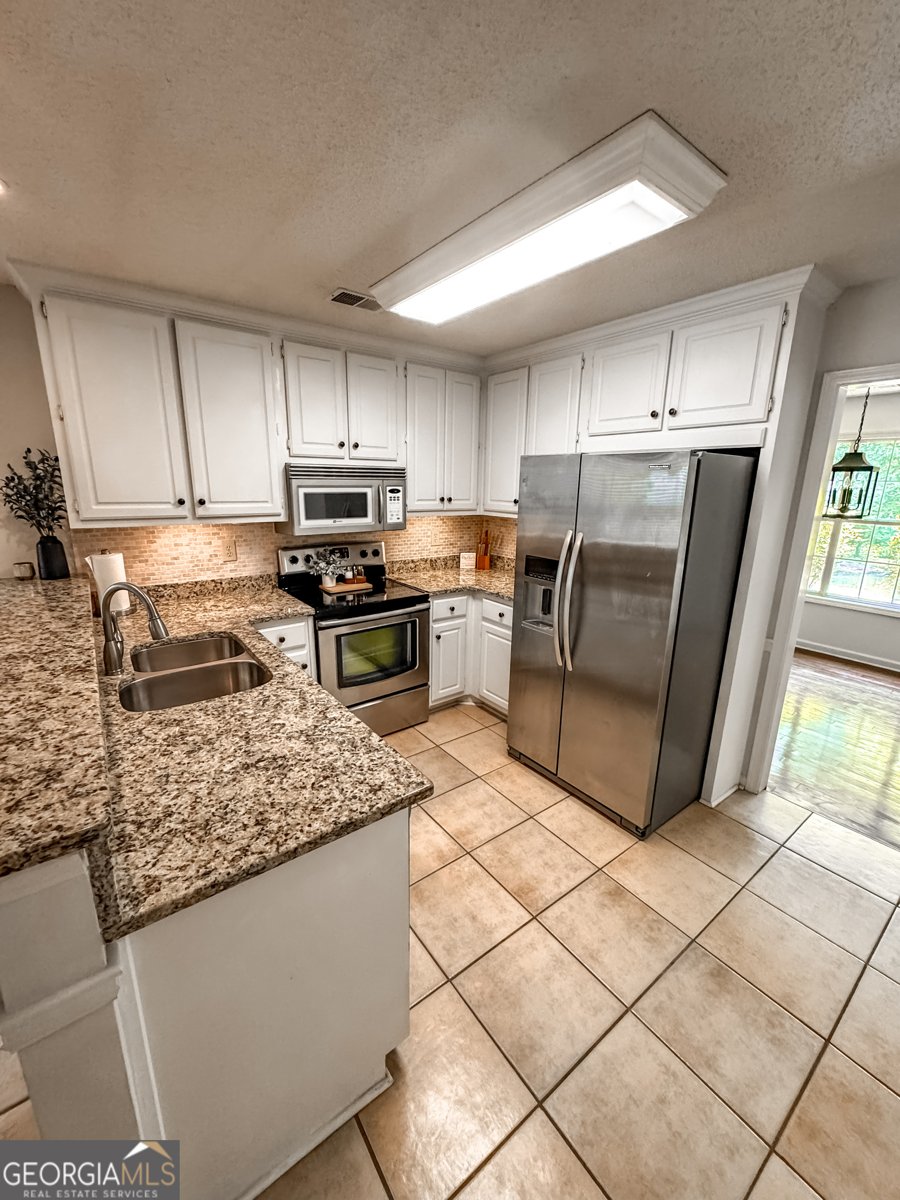 2085 HUNTINGTON HILL Trace Buford - 5