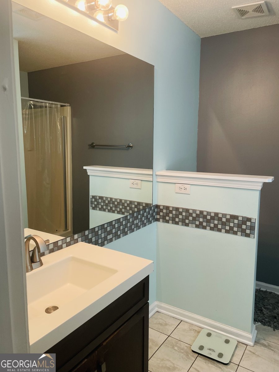 4131 Ravenwood Court Union City - 2
