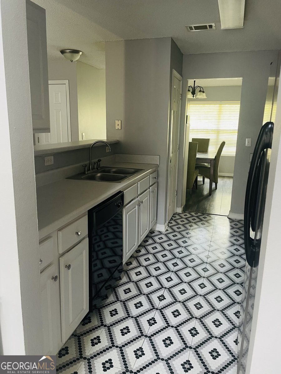 4131 Ravenwood Court Union City - 9