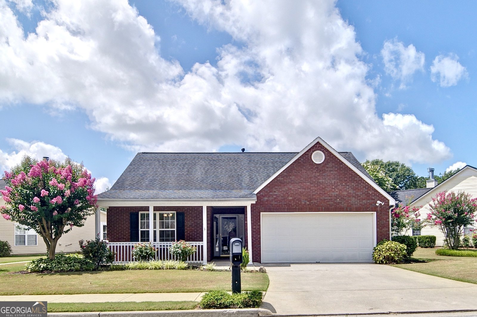 732 Jacoby Drive Loganville - 1