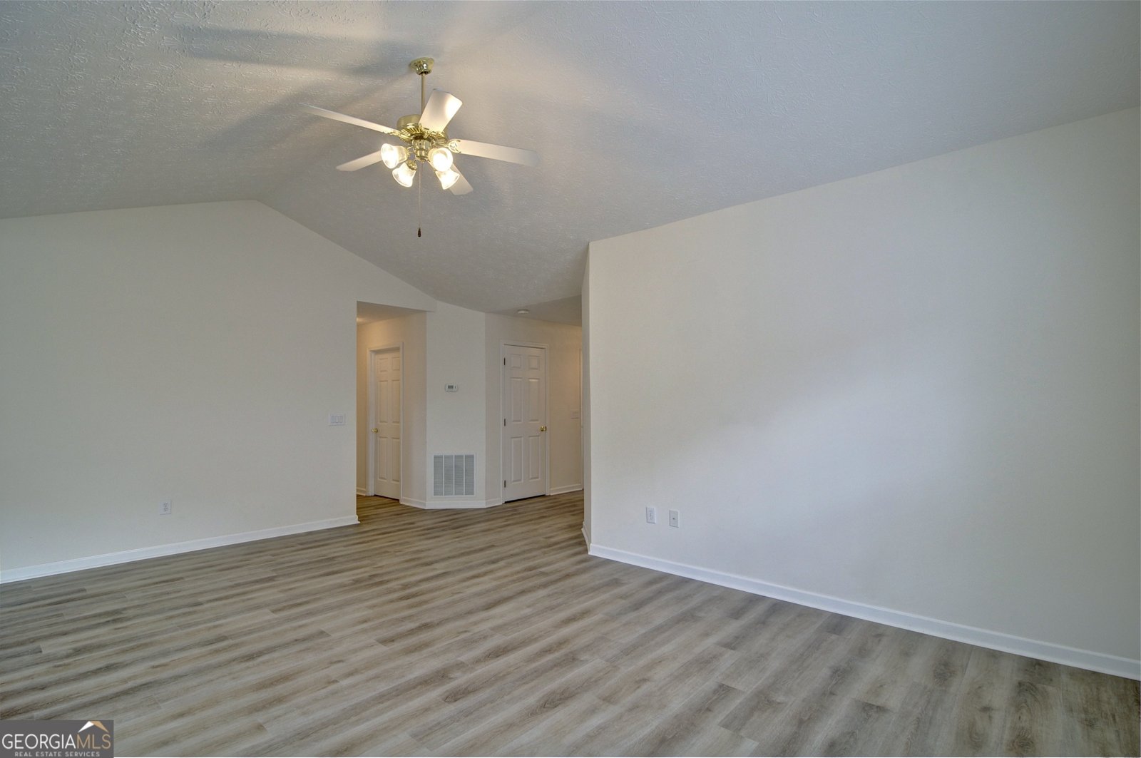 732 Jacoby Drive Loganville - 23
