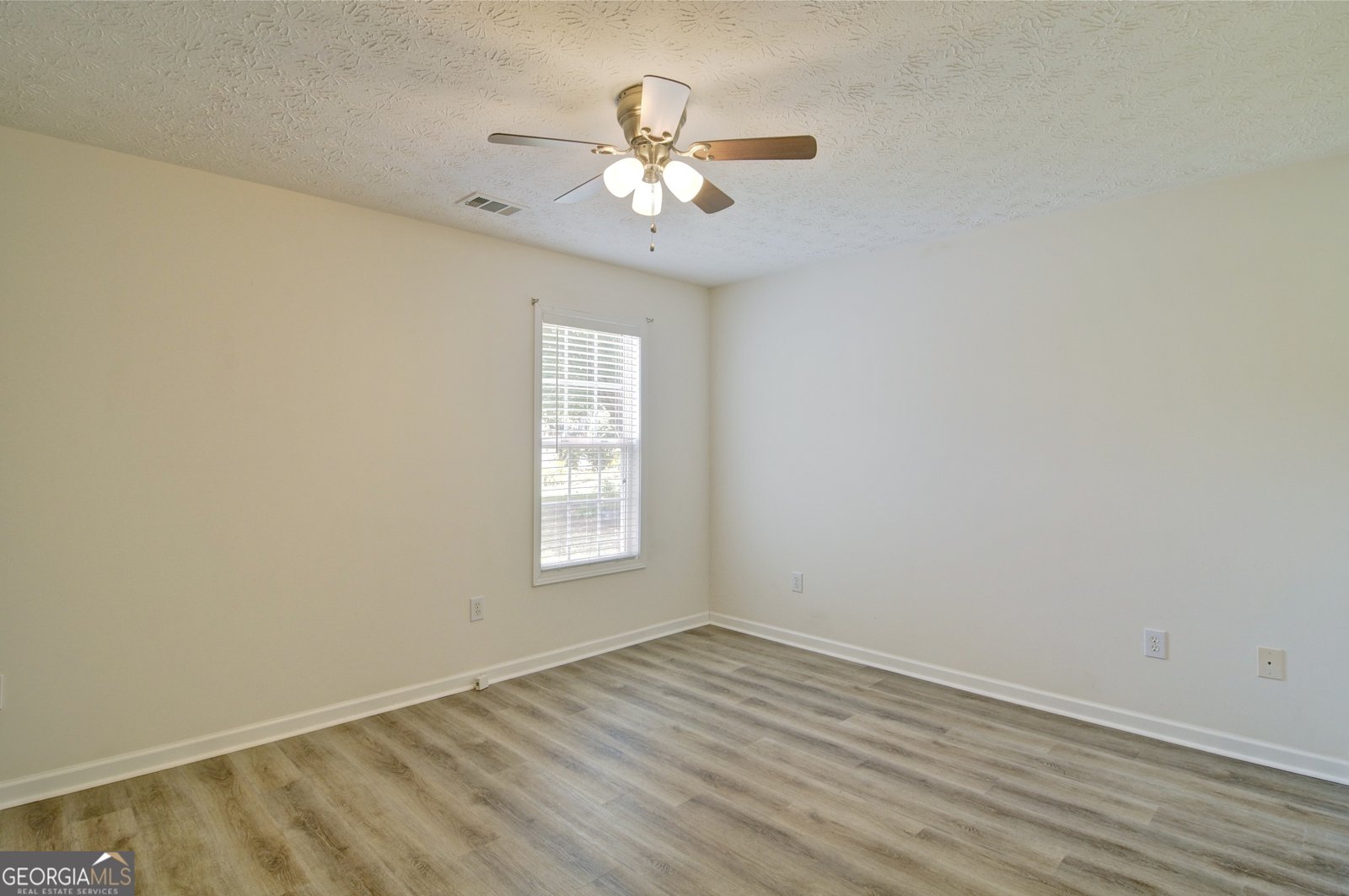 732 Jacoby Drive Loganville - 38