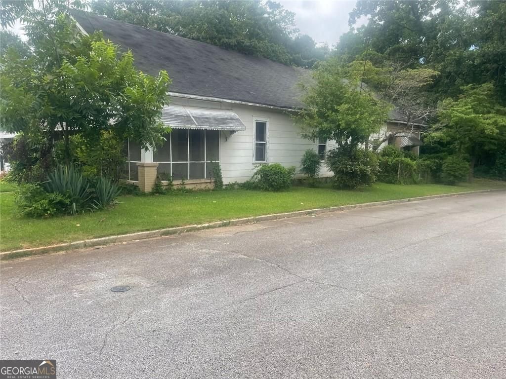 1664 Temple Avenue Atlanta - 2