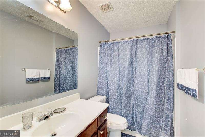 25 Bunker Lane Covington - 25