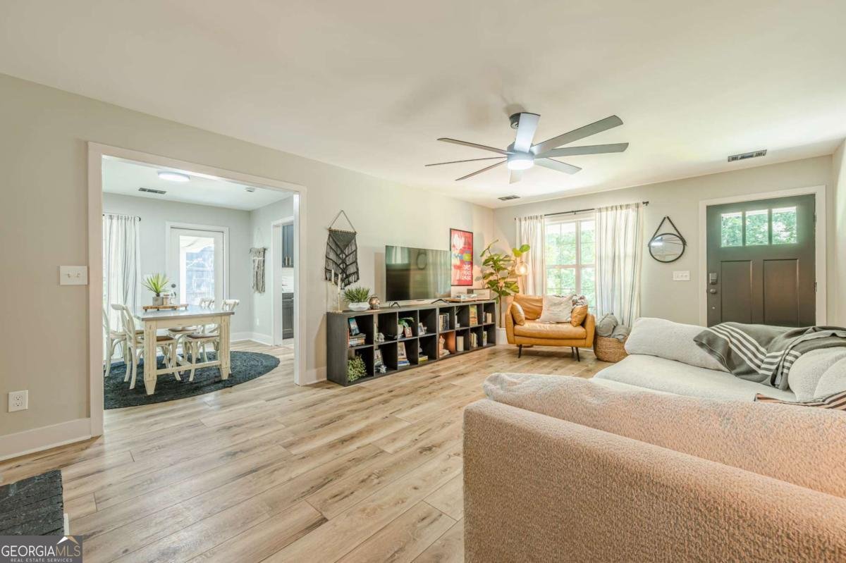 7820 Silversmith Drive Cumming - 13