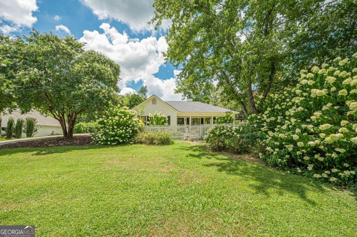 7820 Silversmith Drive Cumming - 2