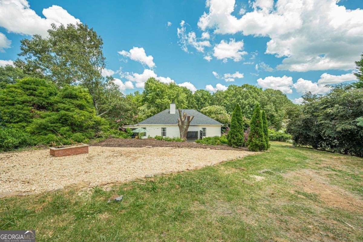 7820 Silversmith Drive Cumming - 44