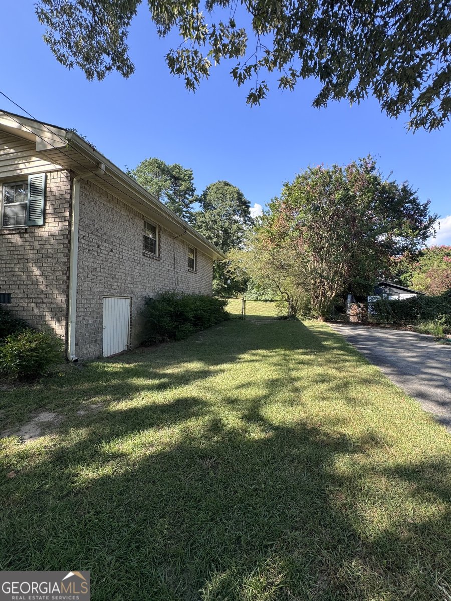 2604 HICKORY VALLEY Drive Snellville - 21