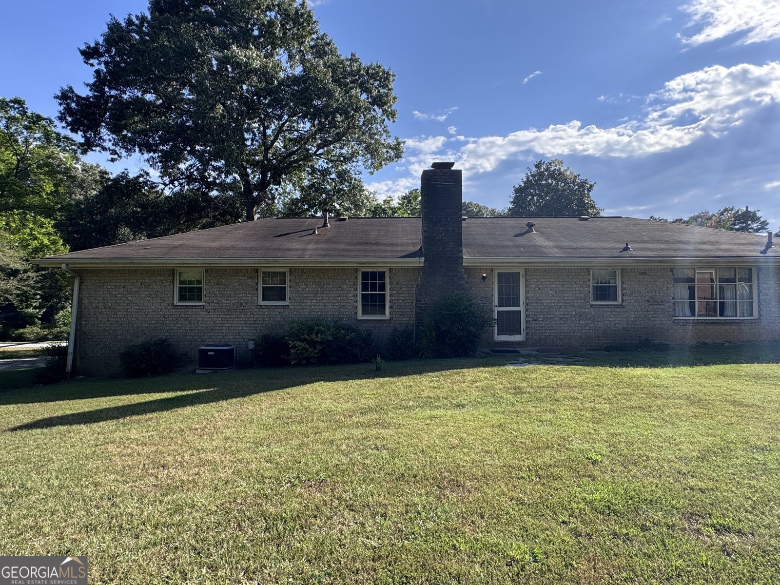 2604 HICKORY VALLEY Drive Snellville - 48