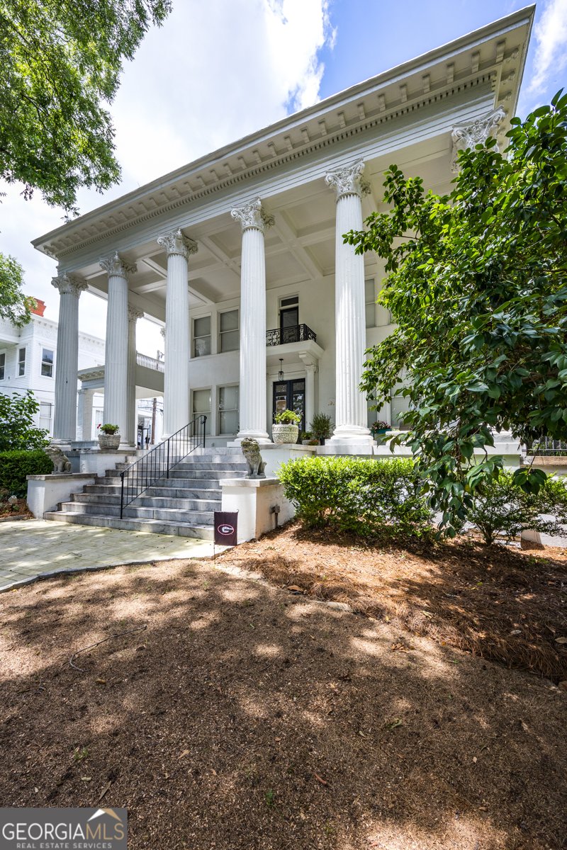 195 College Street Macon - 24