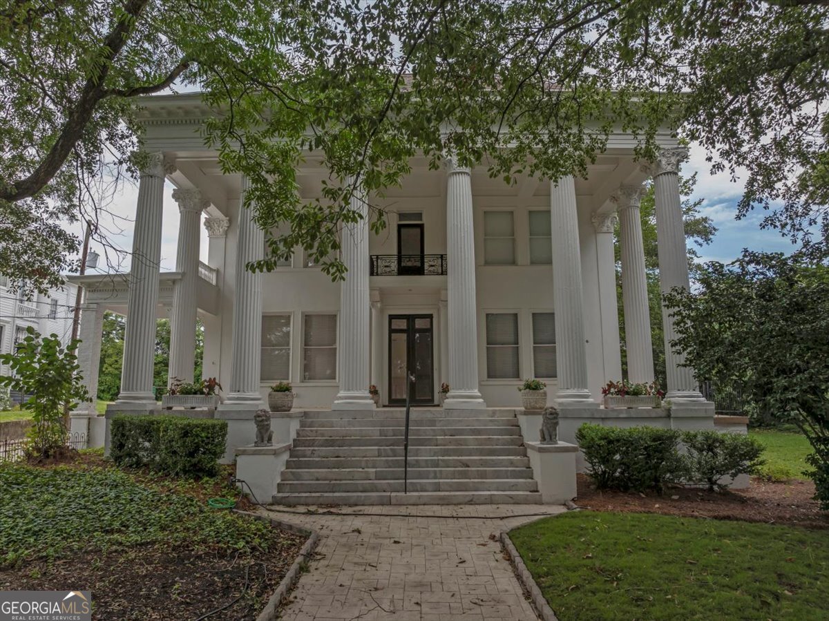 195 College Street Macon - 56