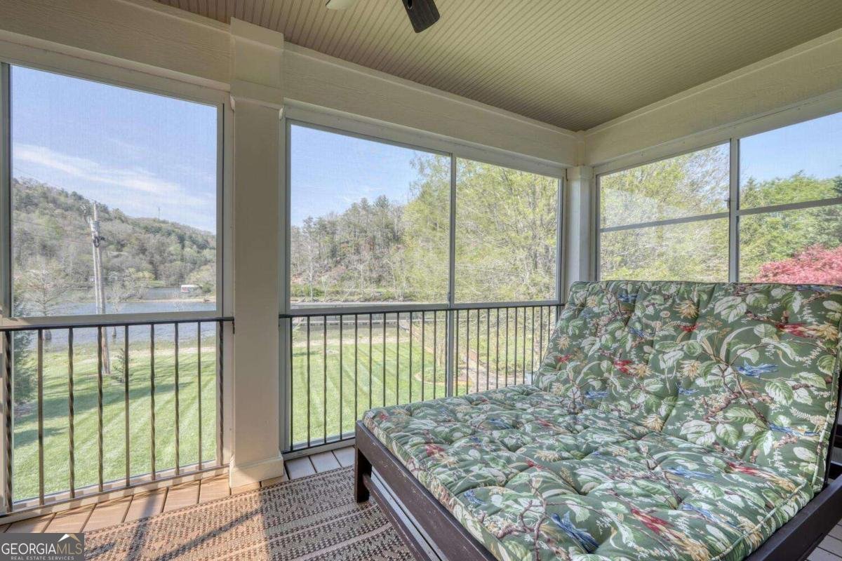 2267 Eastgate Drive Hiawassee - 37