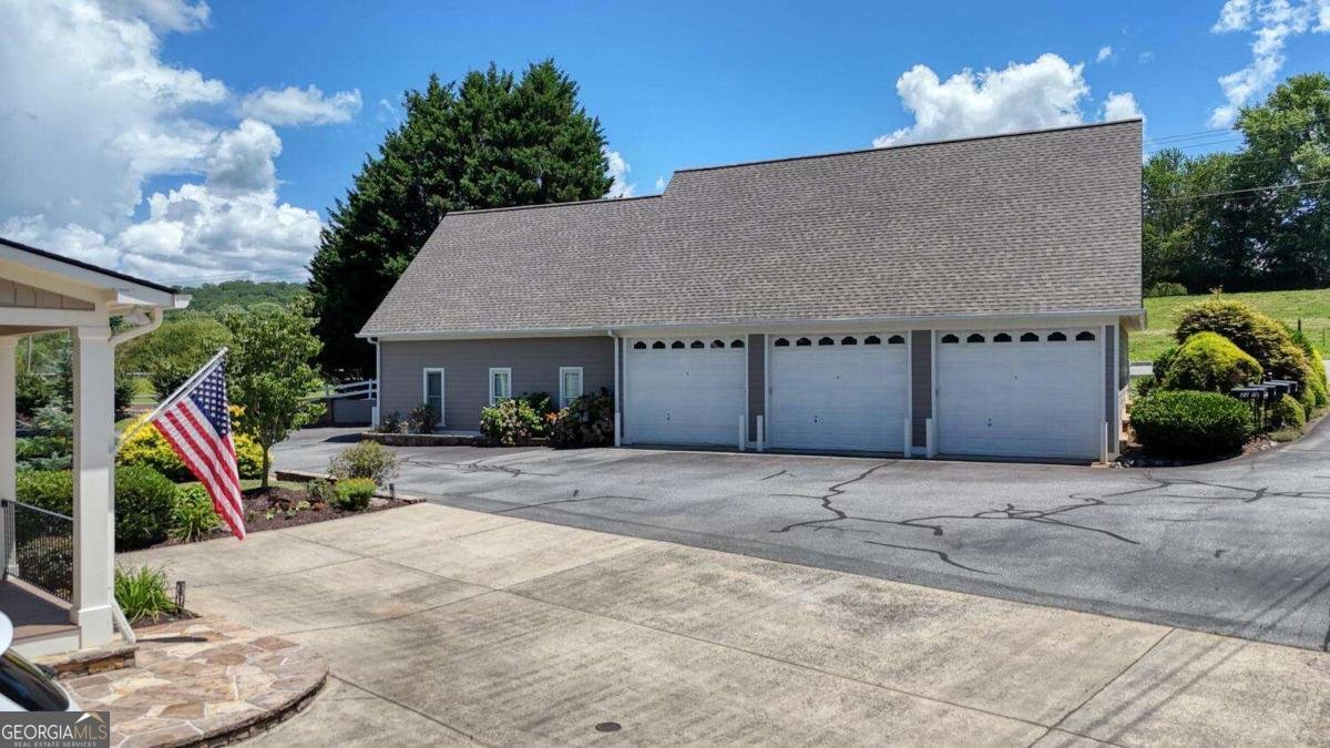 2267 Eastgate Drive Hiawassee - 48