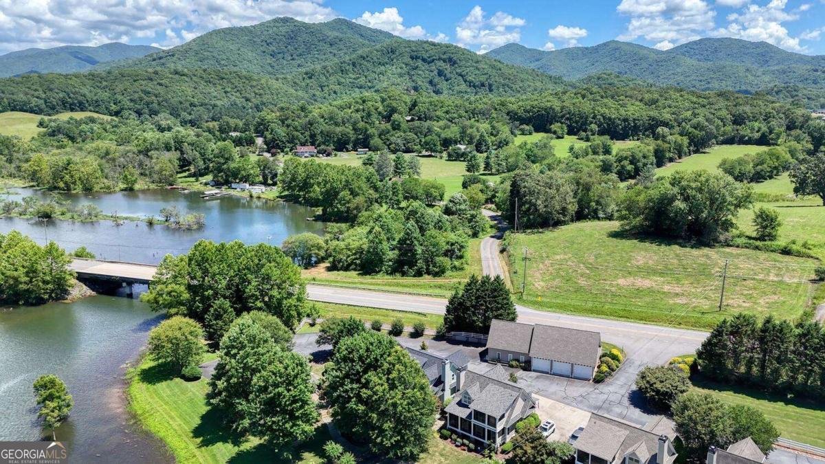 2267 Eastgate Drive Hiawassee - 65