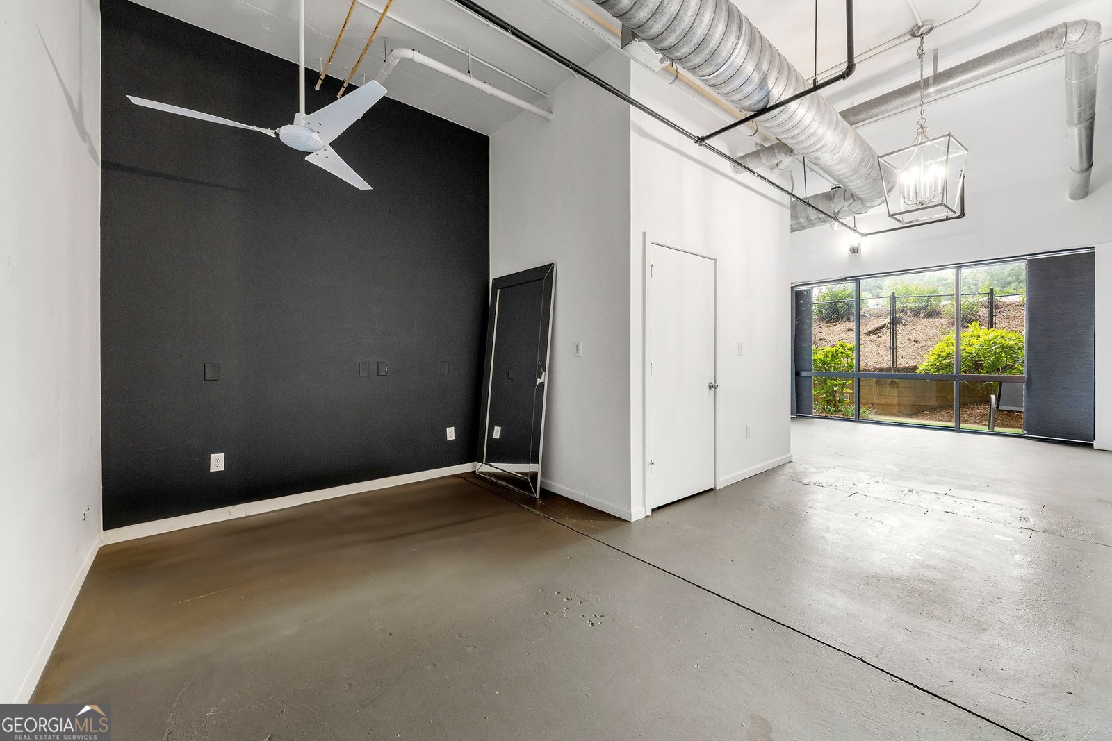 120 Ralph Mcgill Boulevard Atlanta - 24