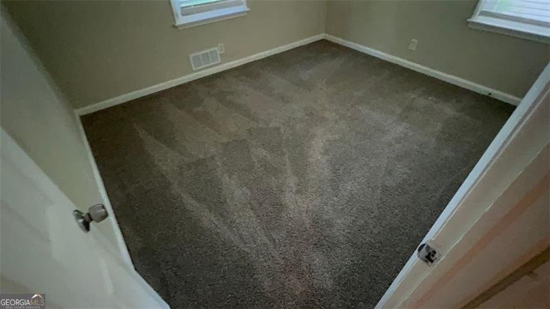 2702 LOGHAVEN Drive Atlanta - 16