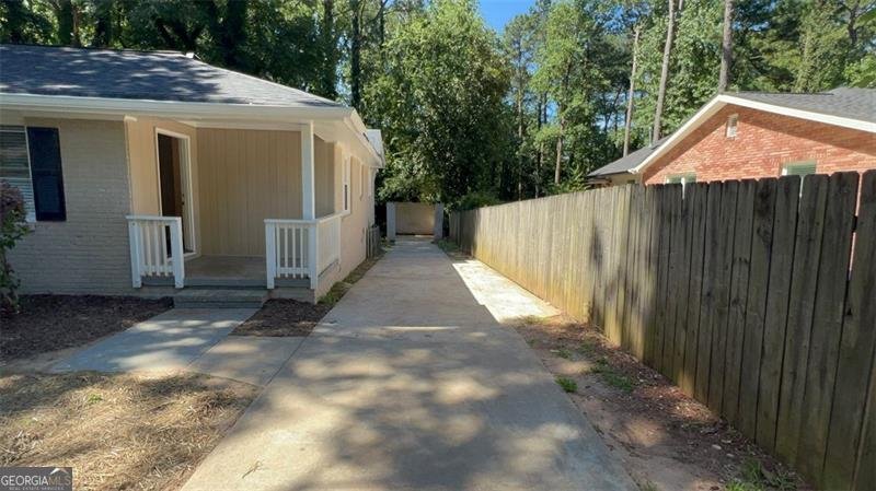 2702 LOGHAVEN Drive Atlanta - 3