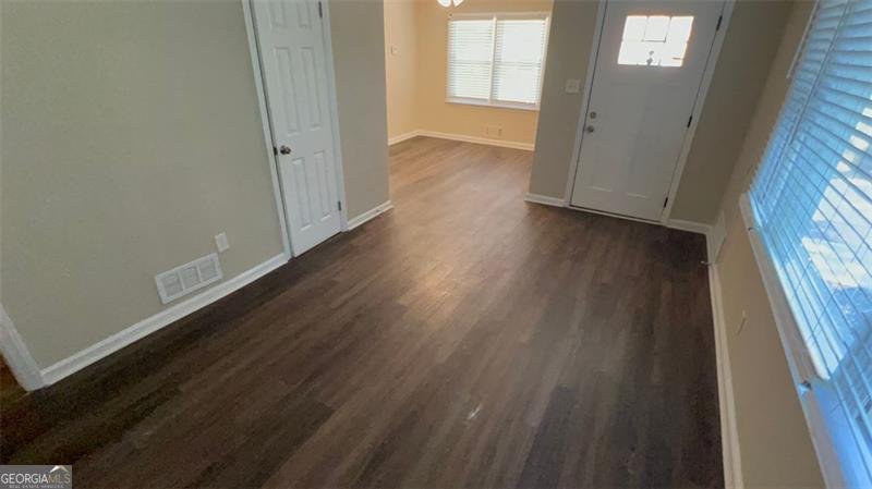 2702 LOGHAVEN Drive Atlanta - 7