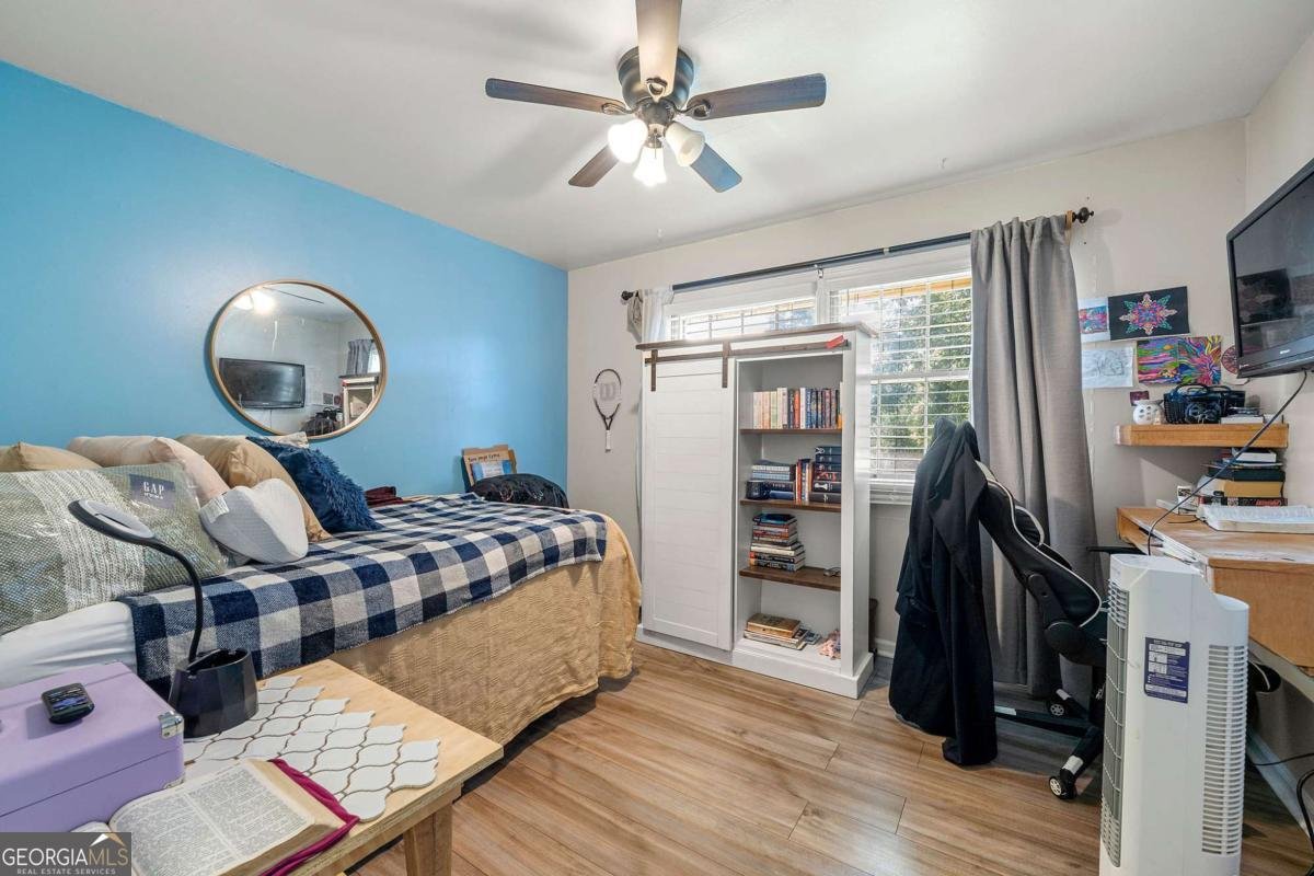 90 North Drive Hampton - 12