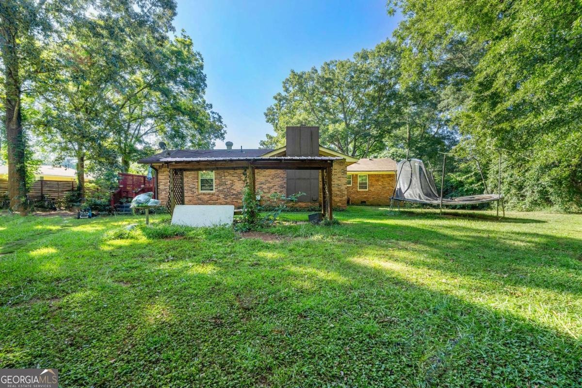 90 North Drive Hampton - 25