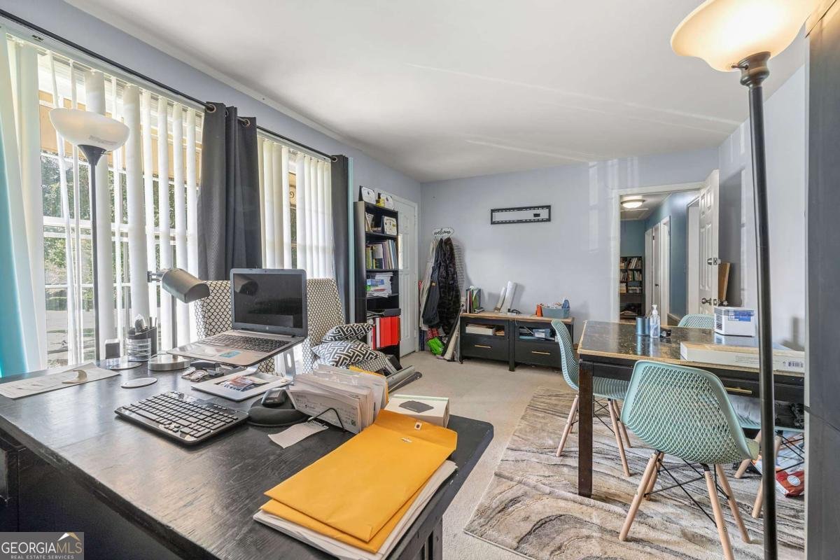 90 North Drive Hampton - 8