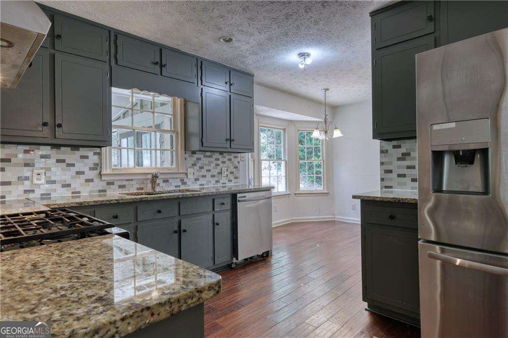 3185 Village Glen Trail Snellville - 3