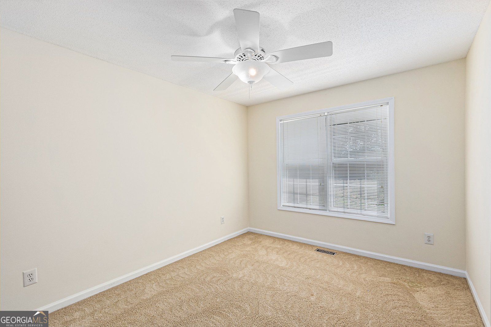 5940 Seven Oaks Drive Powder Springs - 22
