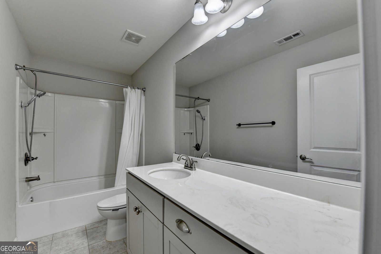 2339 Village Grove Drive Suwanee - 11
