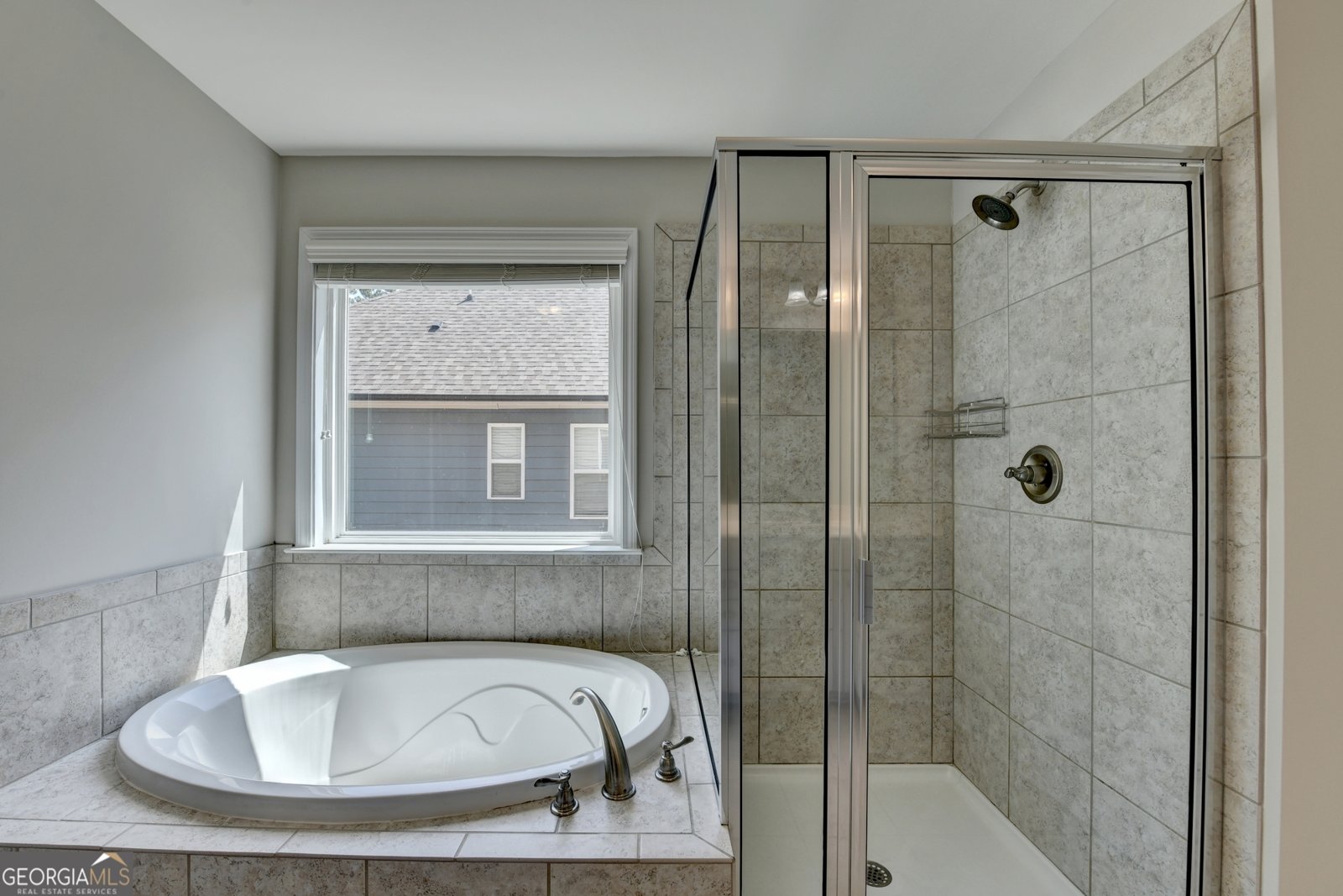 2339 Village Grove Drive Suwanee - 36