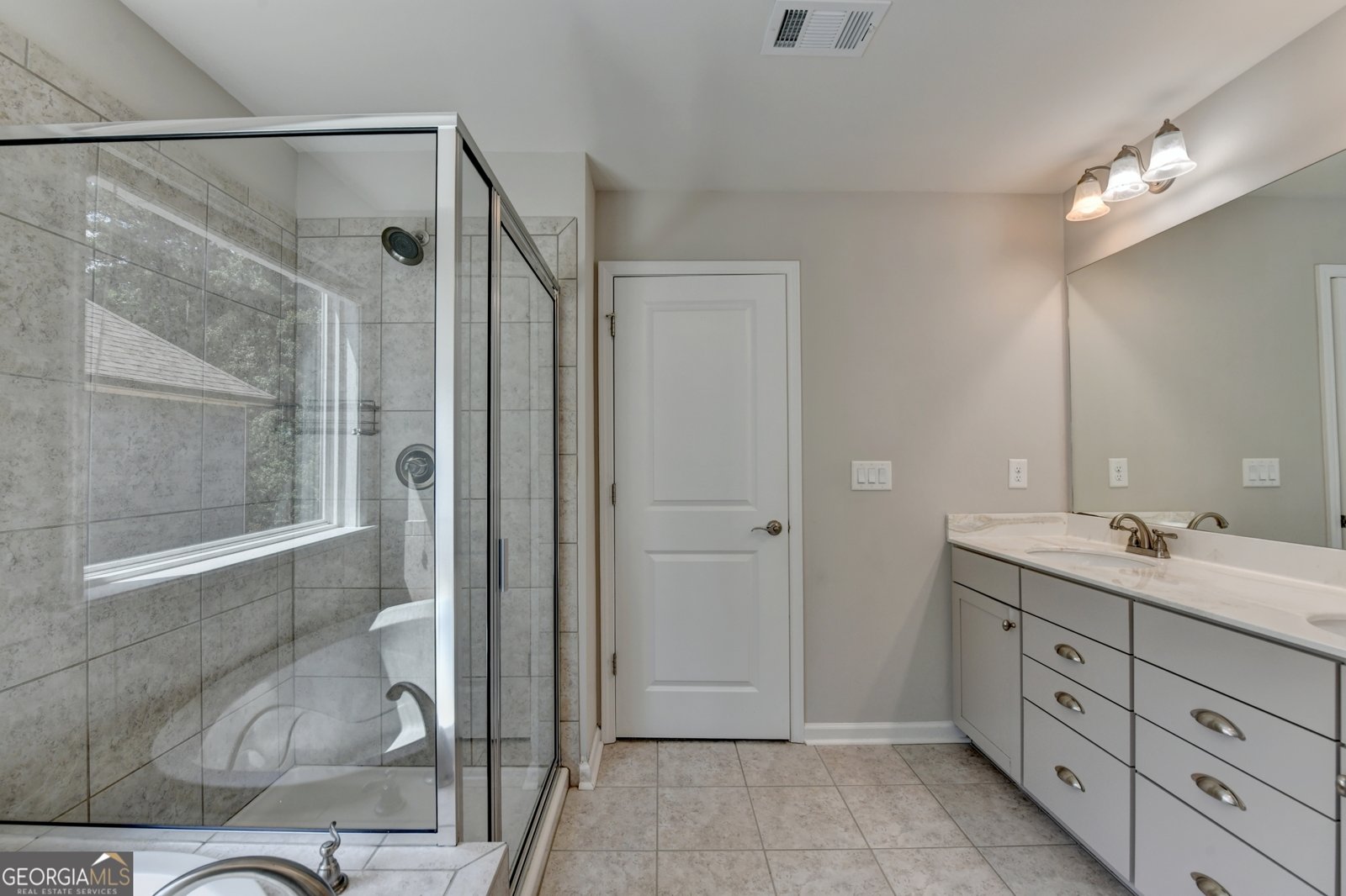 2339 Village Grove Drive Suwanee - 37