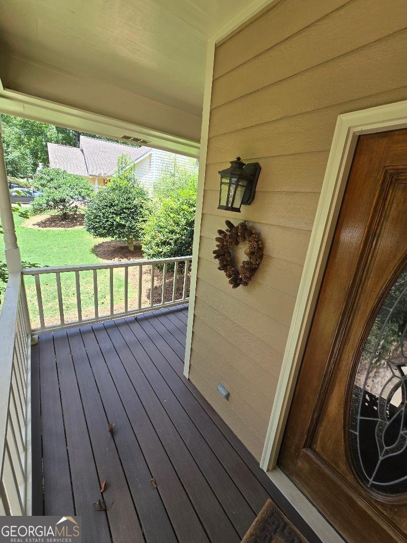536 HORSESHOE Circle STOCKBRIDGE - 2