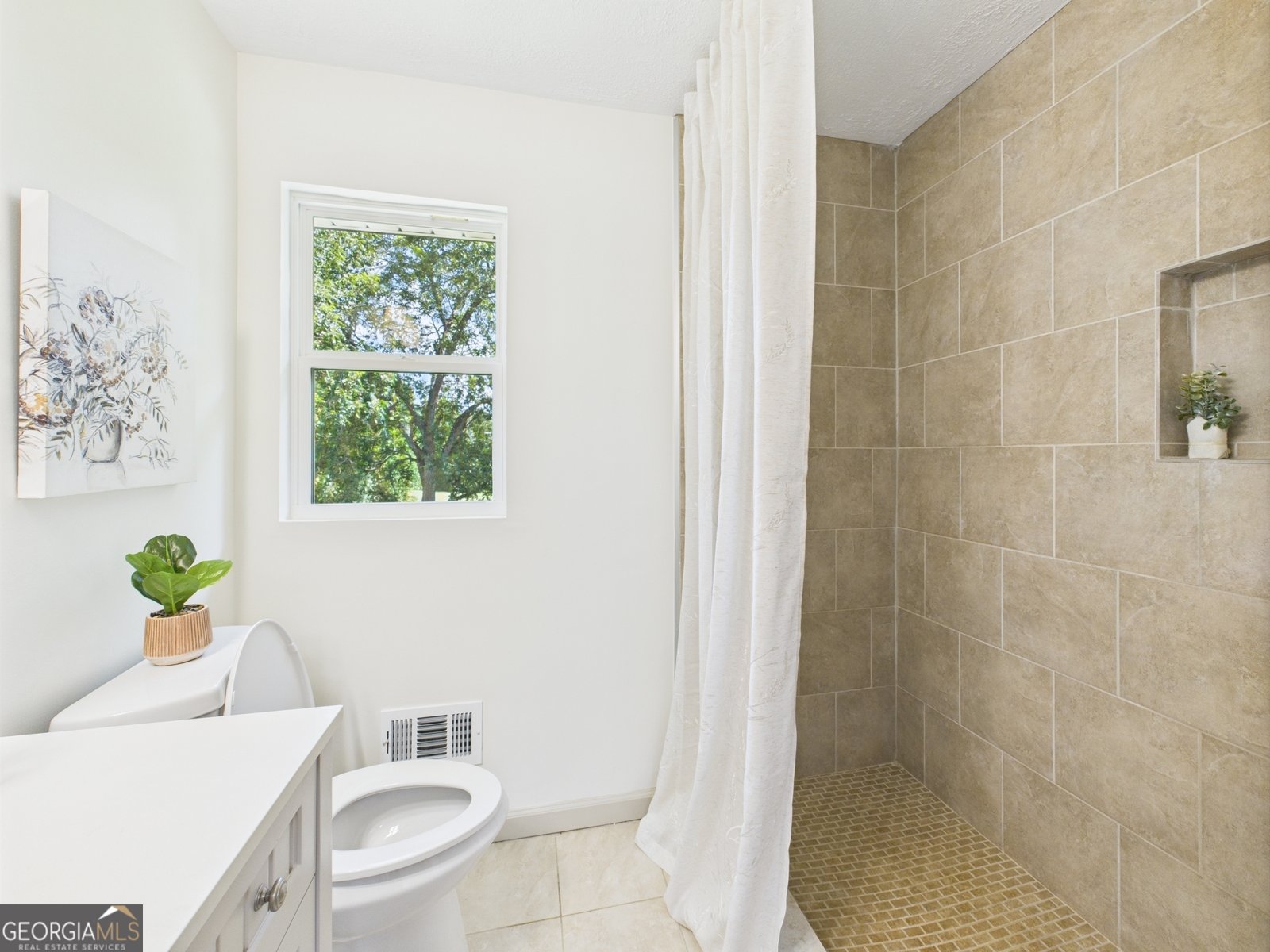 4009 Rogers Road Lizella - 28