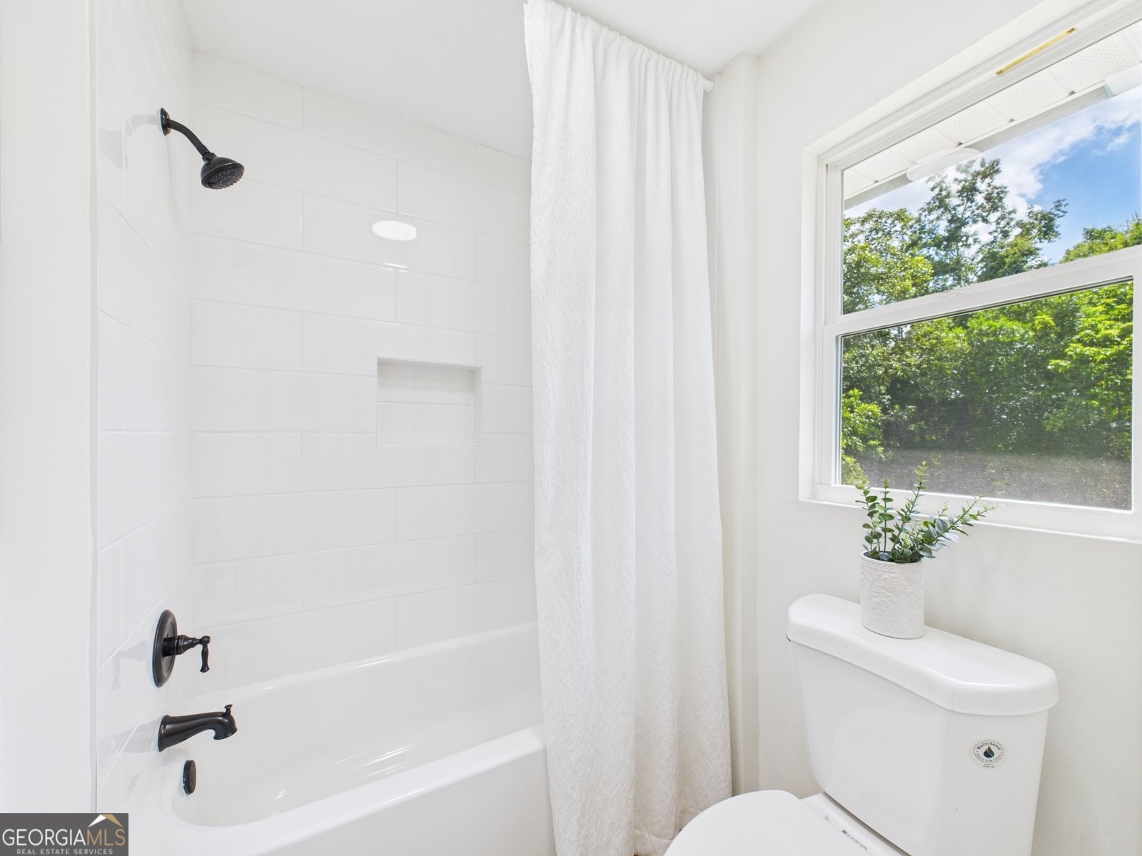 4009 Rogers Road Lizella - 32