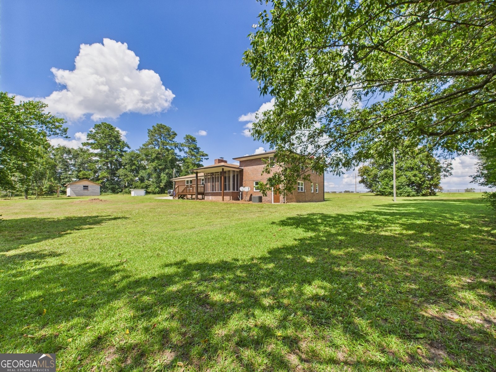 4009 Rogers Road Lizella - 38