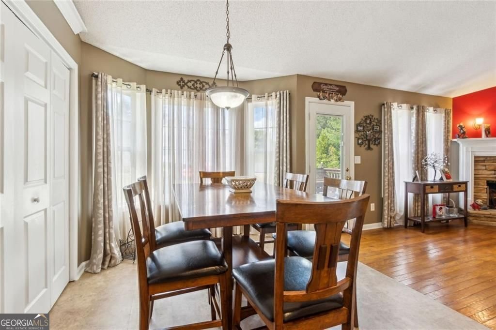 22 Barrington Lane Lane Hiram - 23