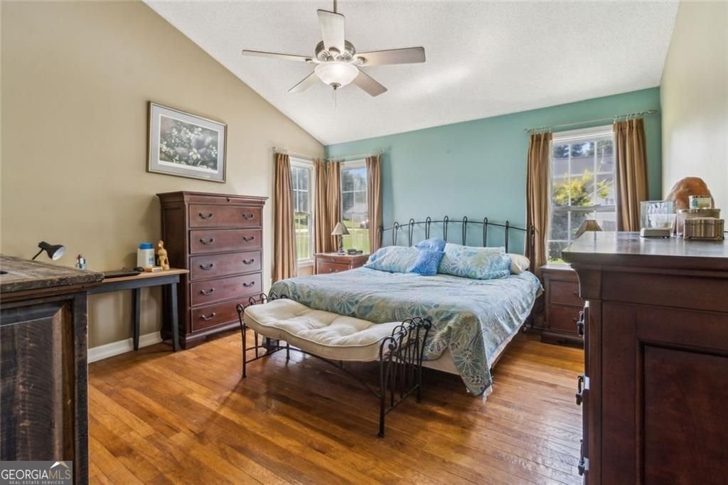 22 Barrington Lane Lane Hiram - 24