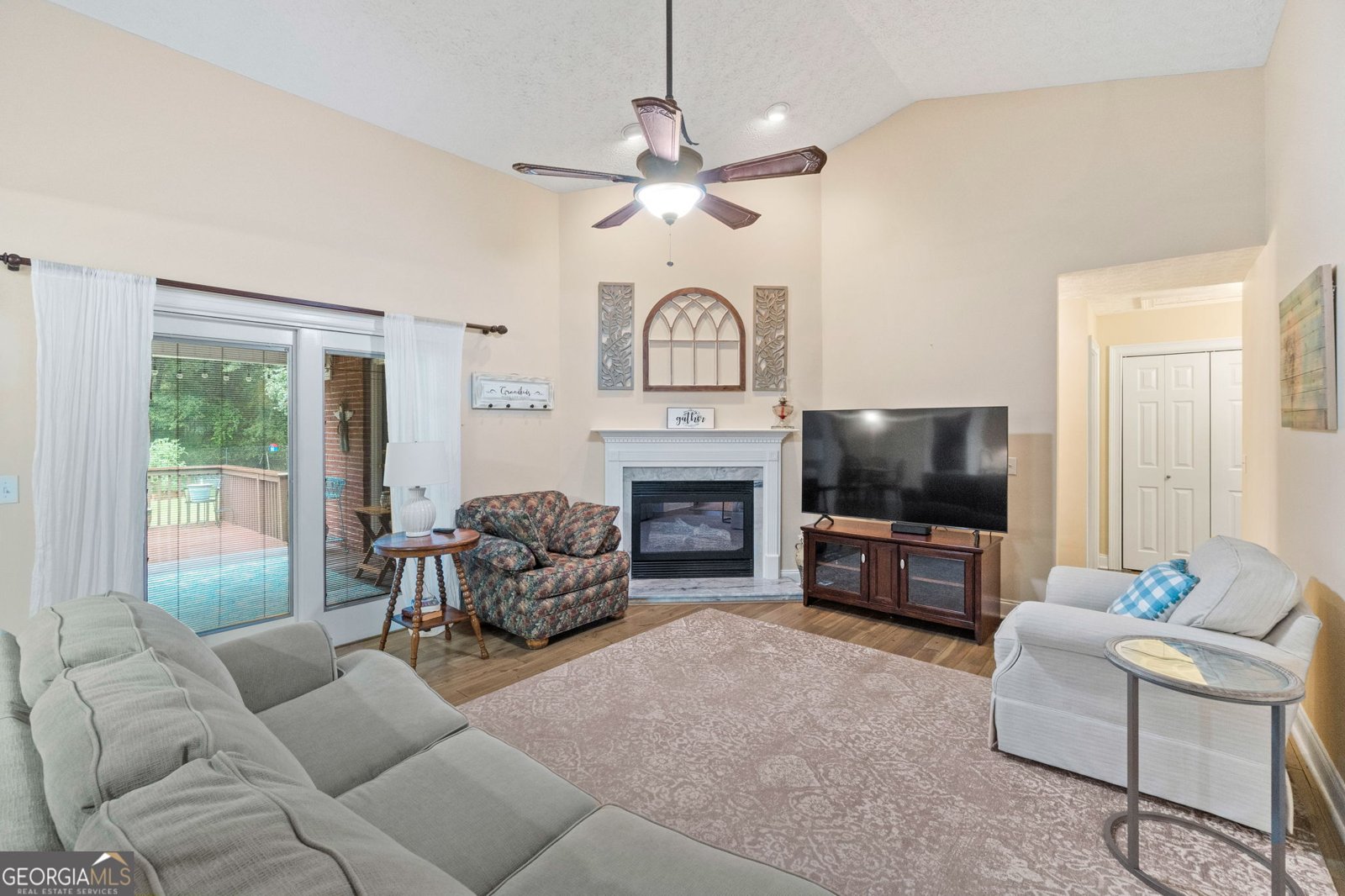 601 Wellington Drive Winder - 12