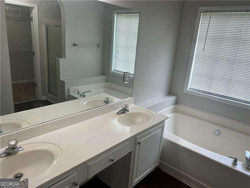 2350 Lake Royale Drive Riverdale - 14
