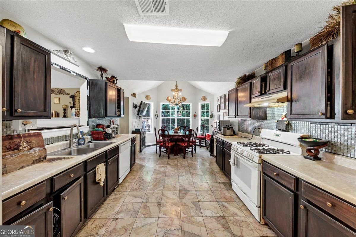 117 Titan Road Stockbridge - 1