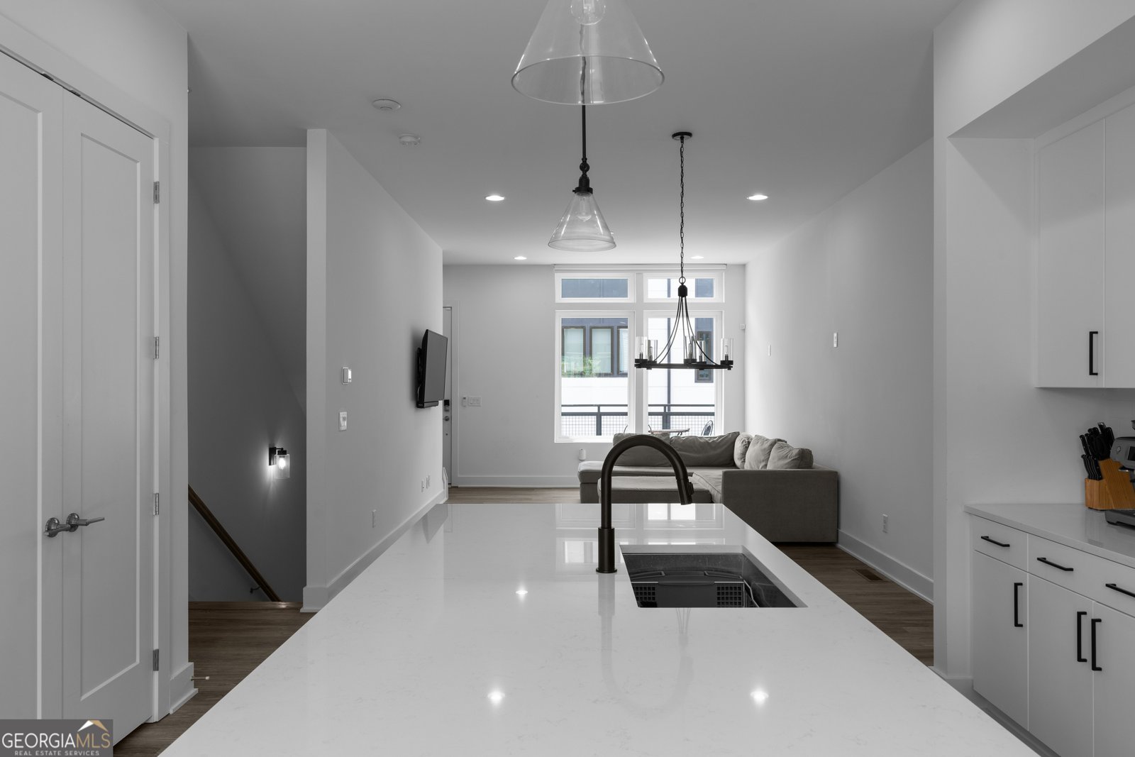 1261 Chelsea Circle Atlanta - 9