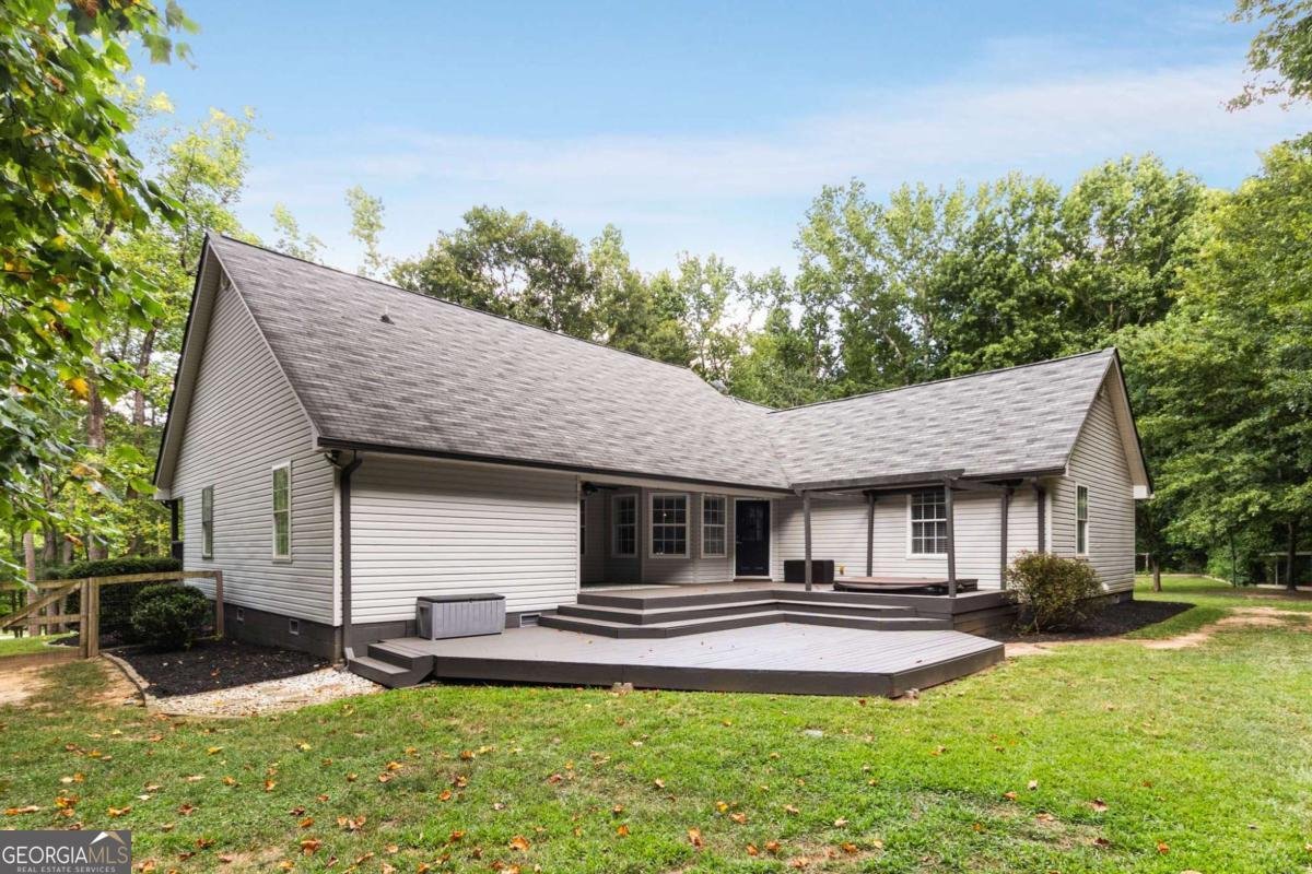 4375 Peckerwood Road Gillsville - 33