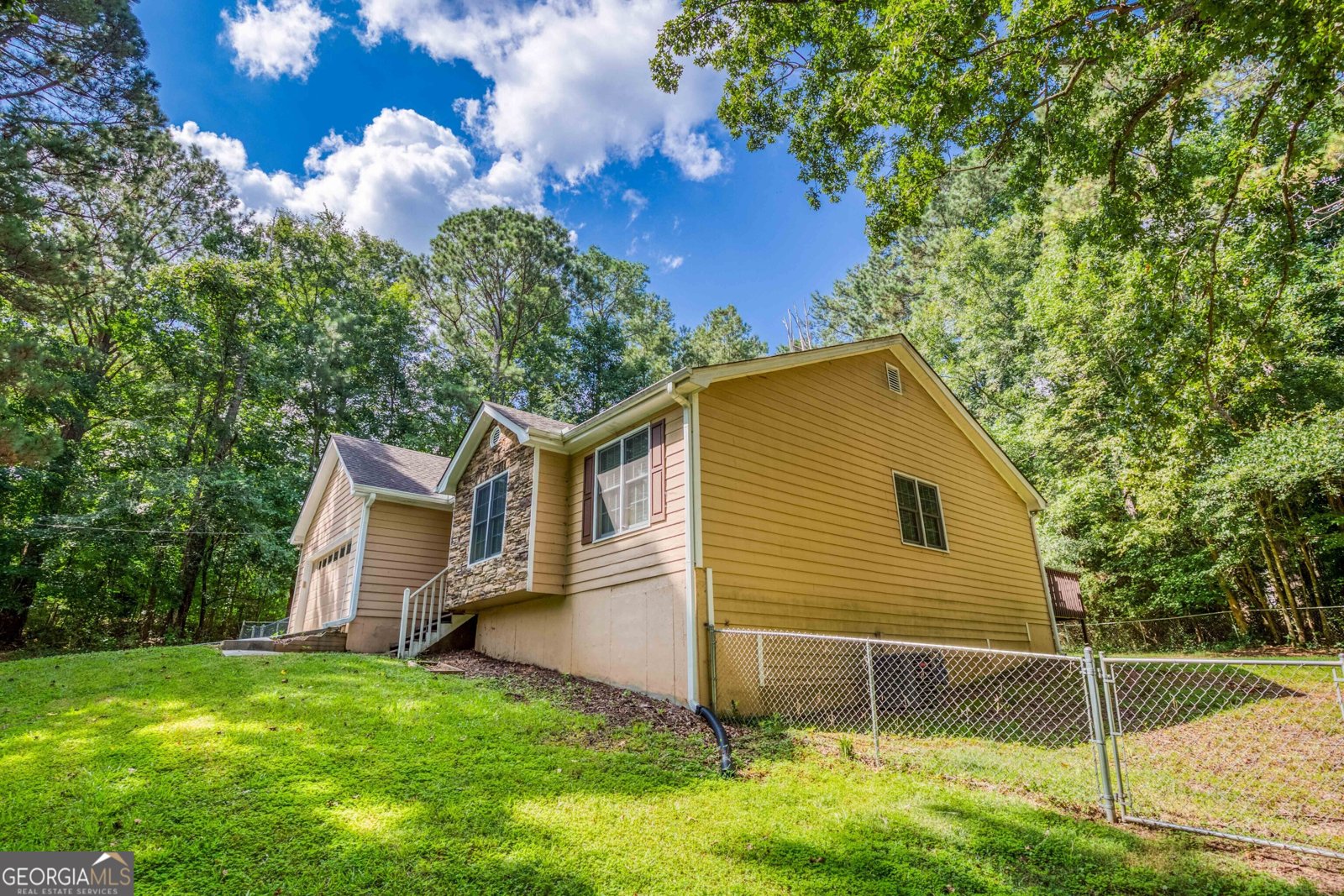 4152 Logans Ridge Loganville - 27