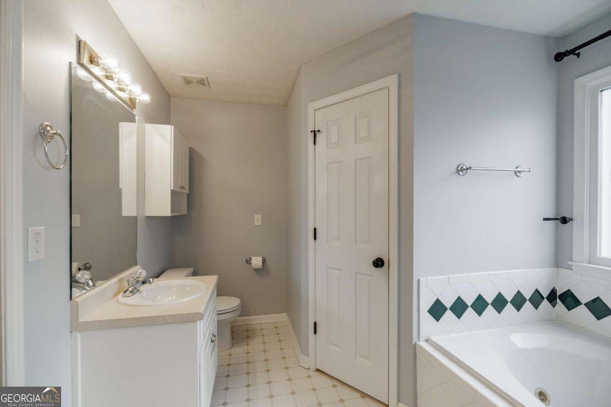 2249 Cluster Lane Grayson - 21
