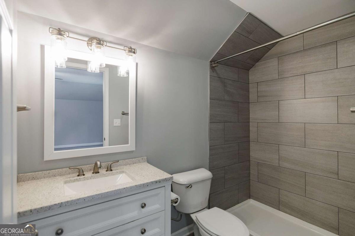 2249 Cluster Lane Grayson - 32