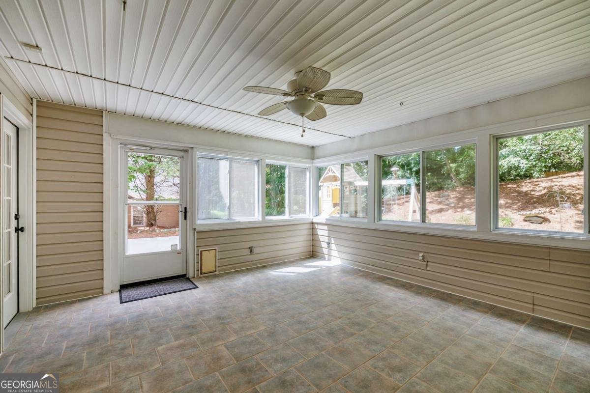 2249 Cluster Lane Grayson - 33