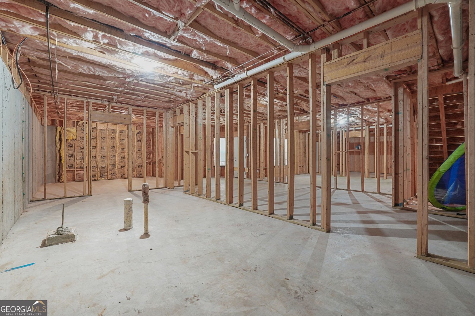 1500 Royce Drive Locust Grove - 46