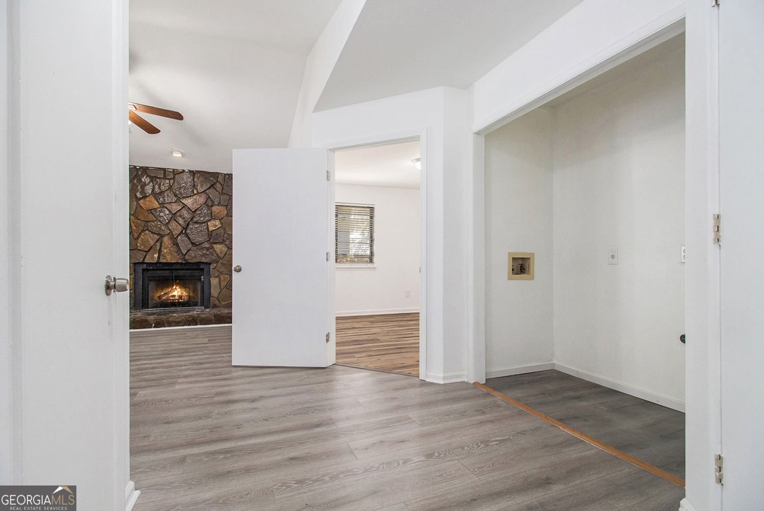 1066 Worcester Place Lilburn - 3